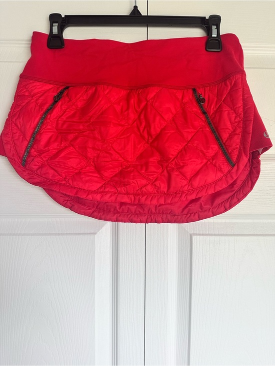 lululemon athletica Dresses & Skirts - Red Lululemon Quilted Active Skirt with Zip Pockets